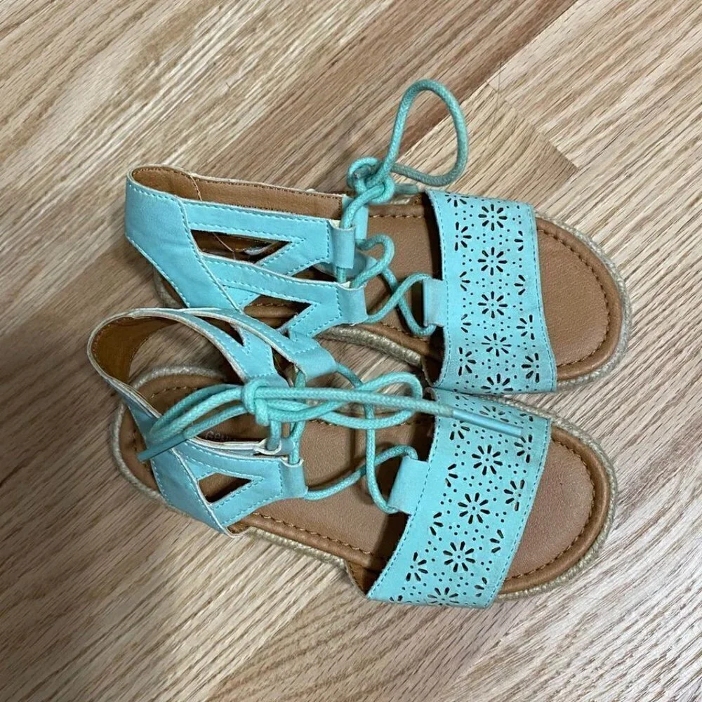 Genuine Kids Mint Sandals Sz 11 Blue Girls Green